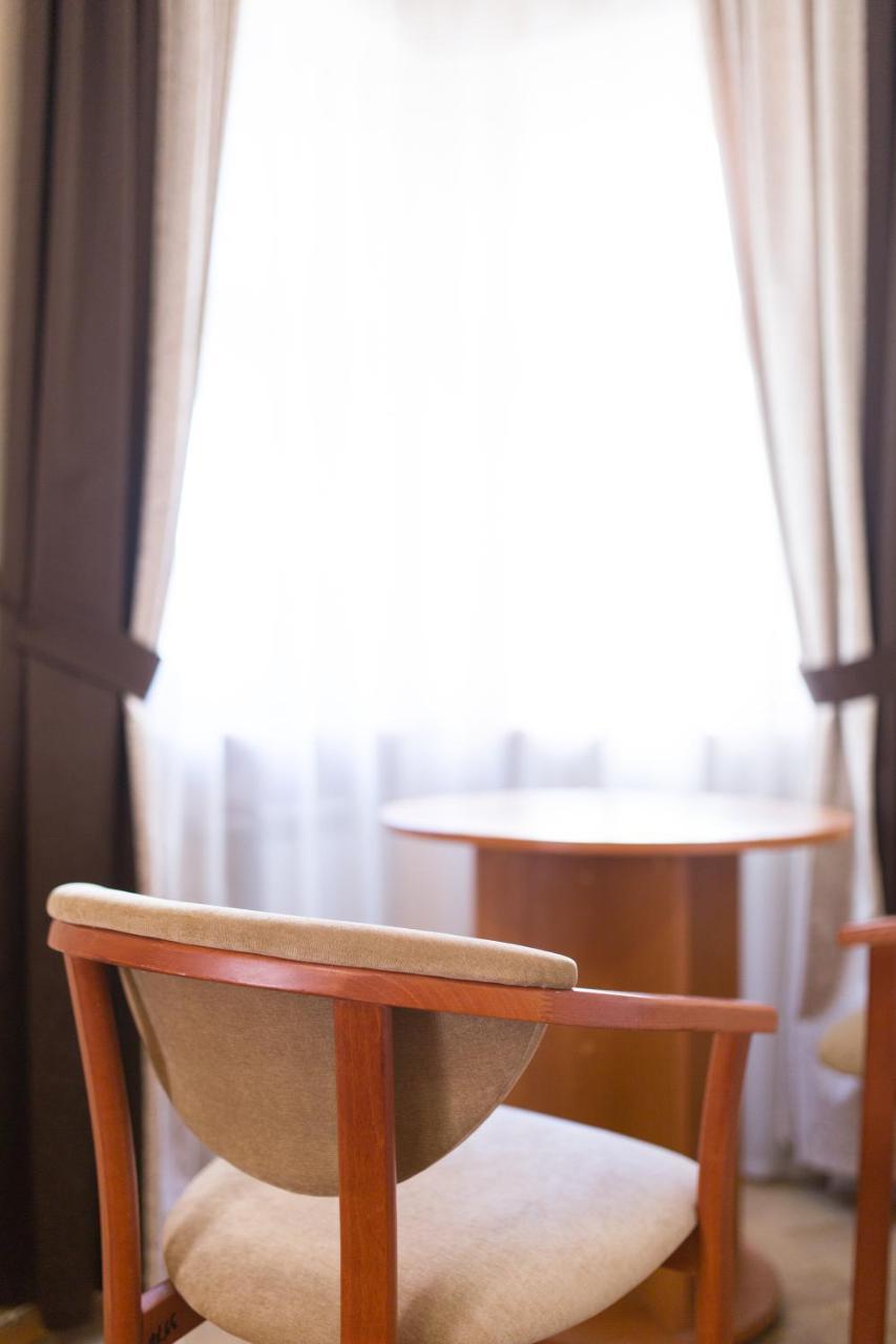 Zhayvir Hotel Kiev Eksteriør billede