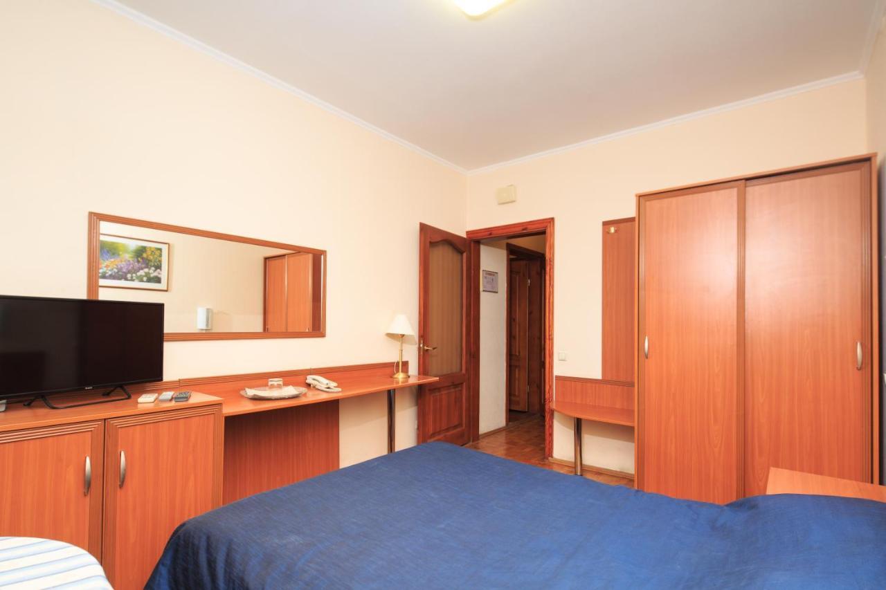 Zhayvir Hotel Kiev Eksteriør billede